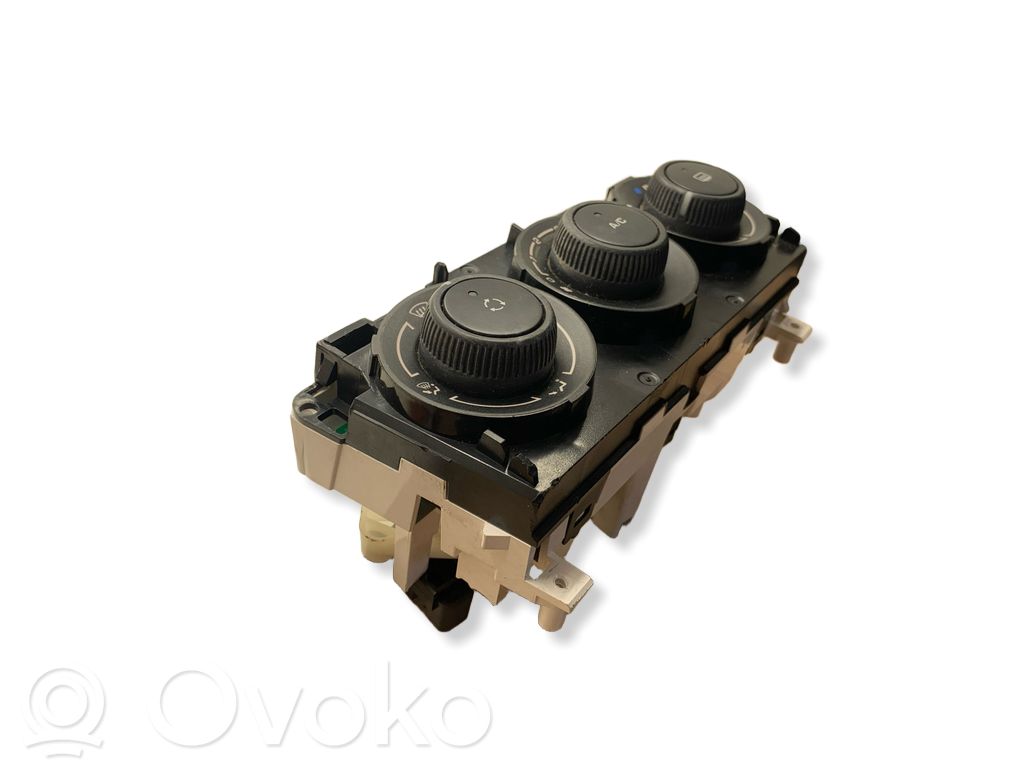 Peugeot 308 Climate control unit 
