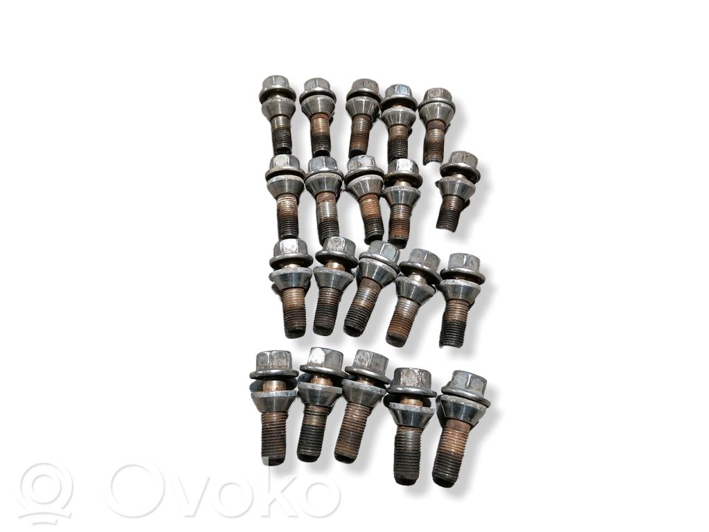 Nuts/bolts