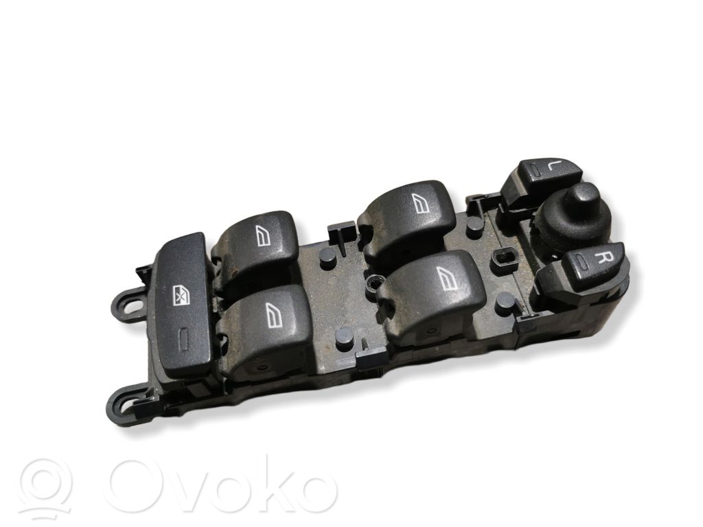 Electric window control switch   SWEA05,31272004,09W522