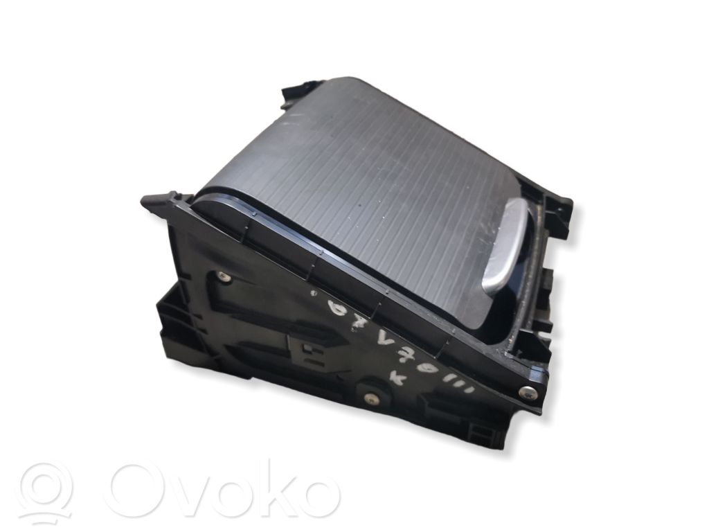 Volvo V70 Portavasos delantero 