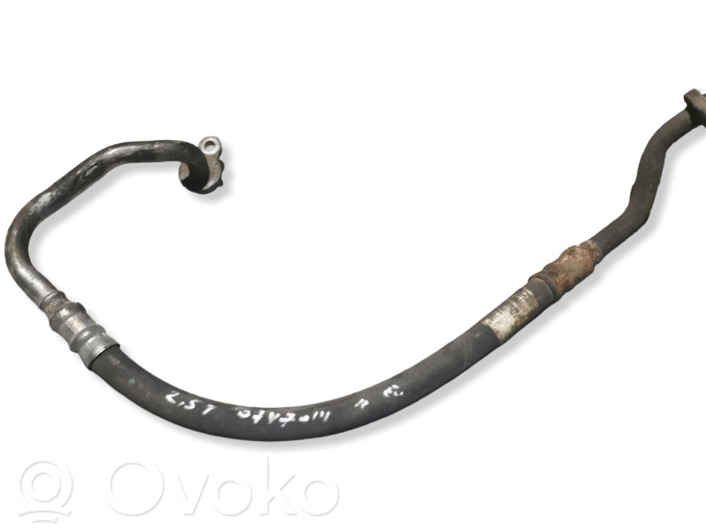 Volvo V70 Ilmastointilaitteen putki (A/C) 