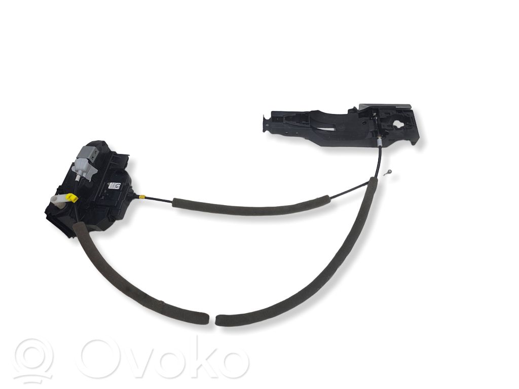 Renault Clio V Front door lock 