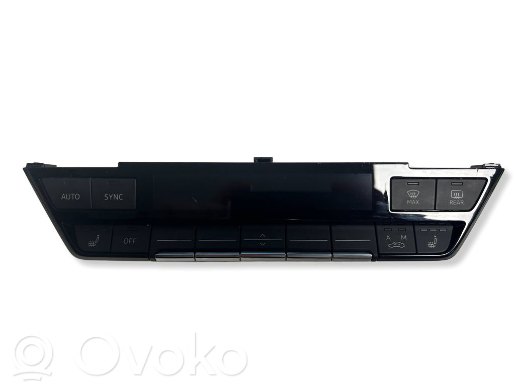 Climate control unit   8V0820043A