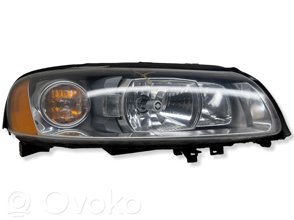 Volvo XC70 Phare frontale 