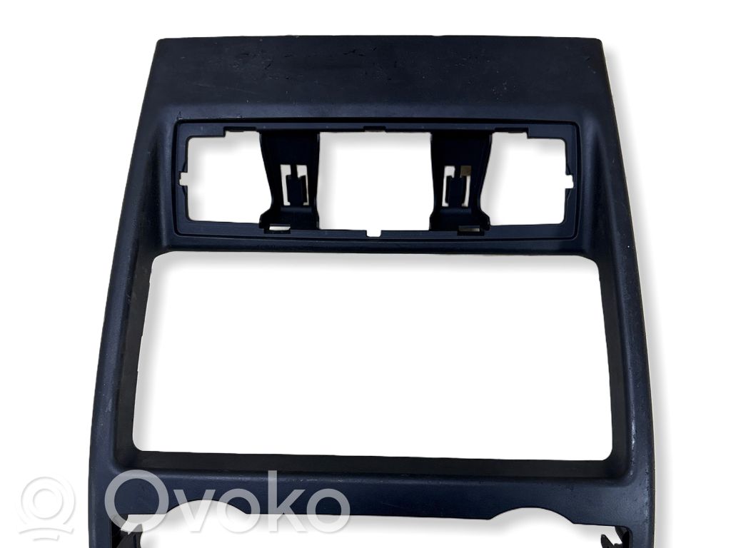 BMW X5 E70 Kita centrinė konsolės (tunelio) detalė 