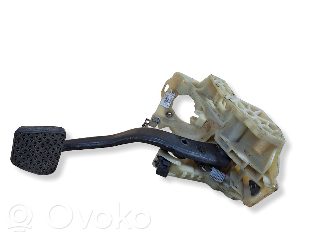 Brake pedal   6769221,35006769221,6759944,35106759944