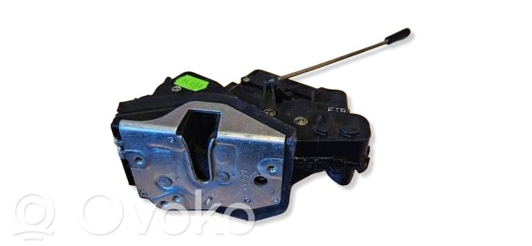 BMW 3 E46 Etuoven lukko 