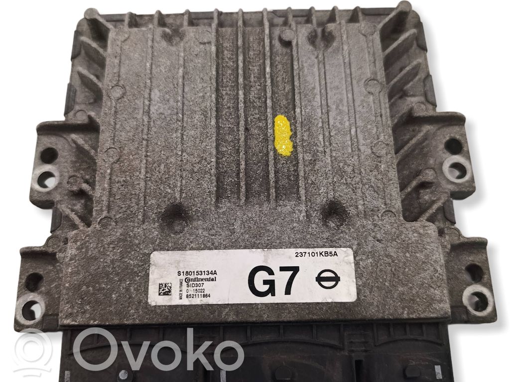 Nissan Juke I F15 Engine control unit/module 