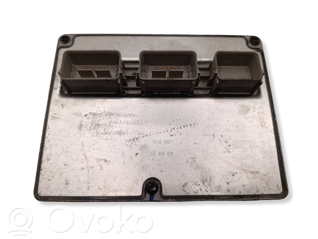 Unidad de control/módulo del motor   5M5112A650AD,P1YG73CMRX7S