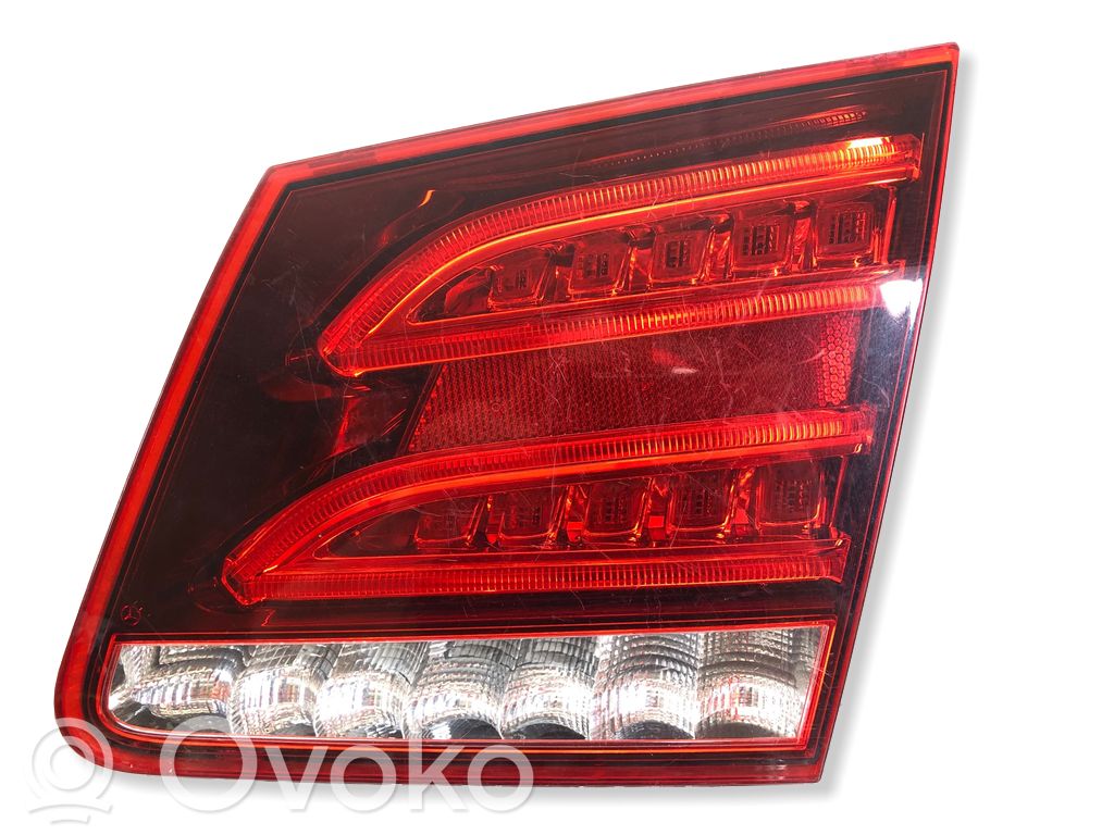 Mercedes-Benz E W212 Lampy tylnej klapy bagażnika 