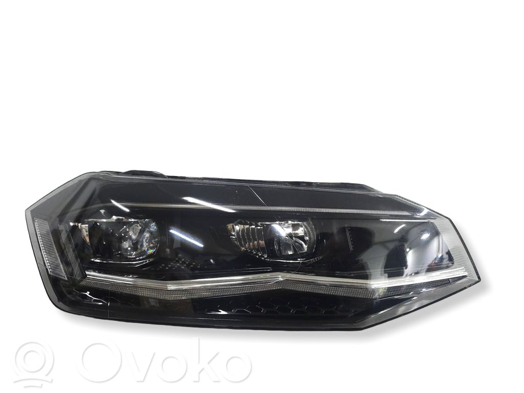 Volkswagen Polo VI Faro/fanale 