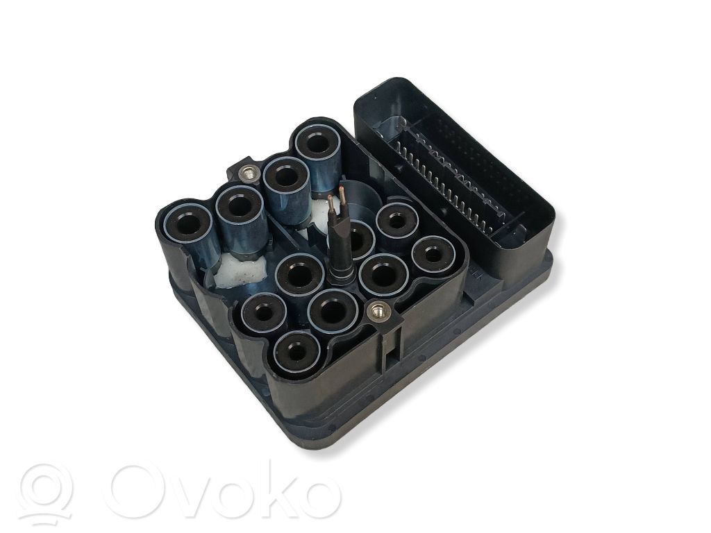 ABS-pumppu   8N0907379L