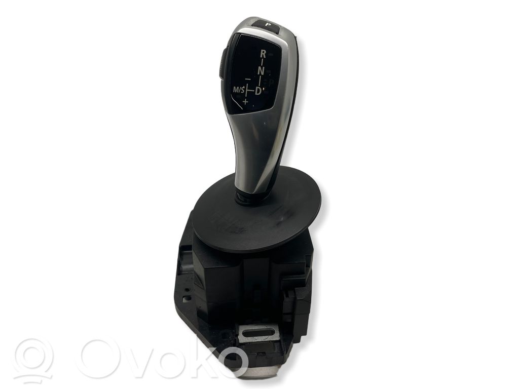 Gear shifter/selector   9204091,033810108,111000027768004