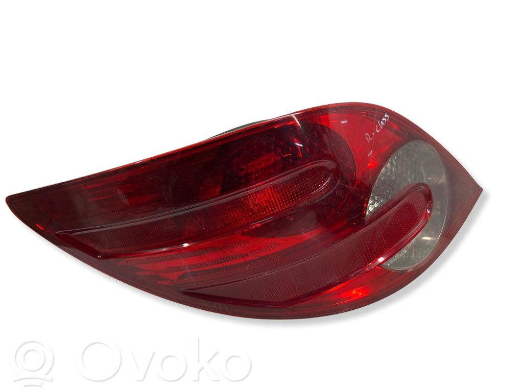 Mercedes-Benz R W251 Lampă spate în caroserie 