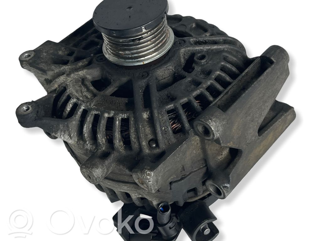 Mercedes-Benz C W204 Alternator 