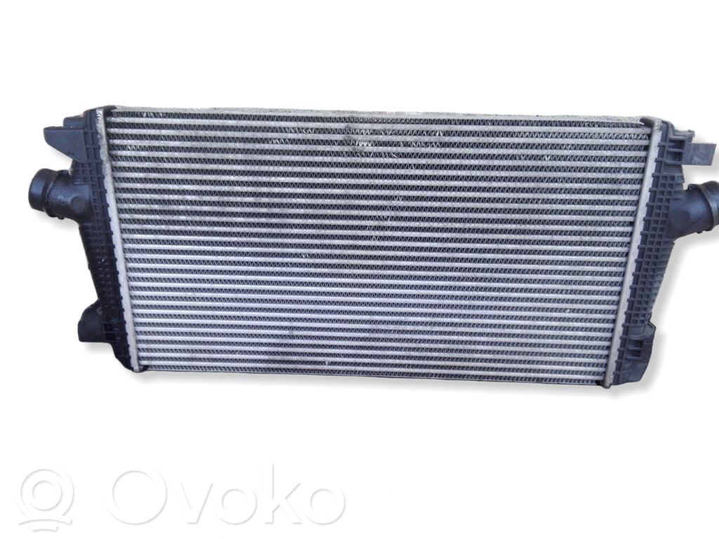 Opel Astra J Interkūlerio radiatorius 