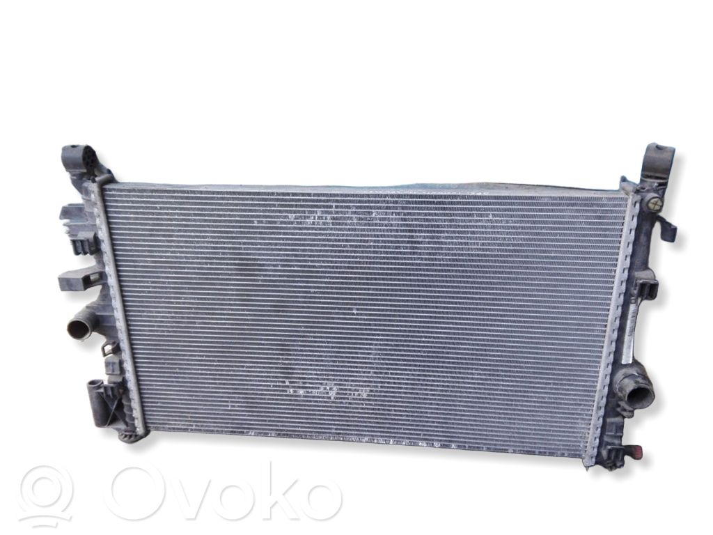 Opel Insignia A Coolant radiator 