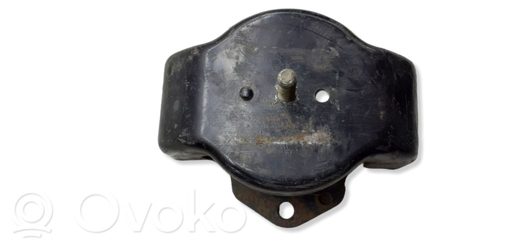 Mitsubishi Pajero Supporto di montaggio del motore 