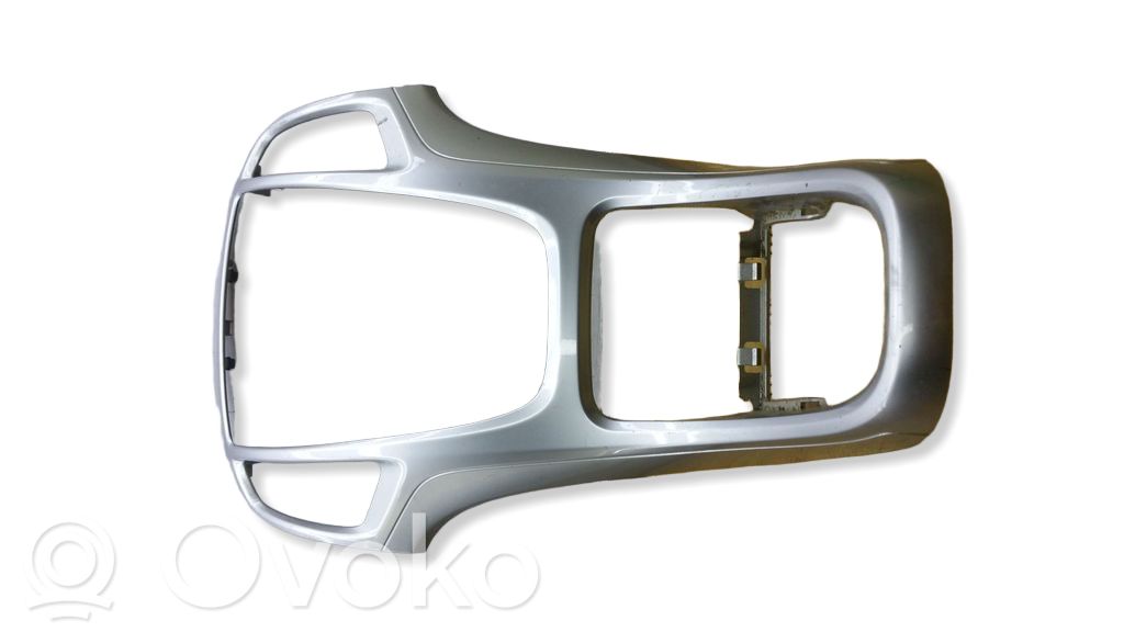 Opel Astra J Radio/GPS head unit trim 