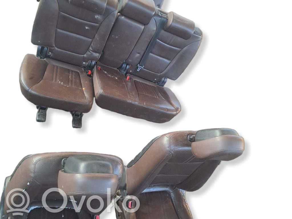 Seat set   NOCODE