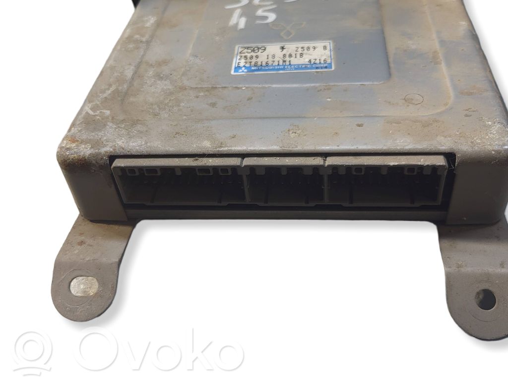 Mazda 323 F Engine control unit/module 