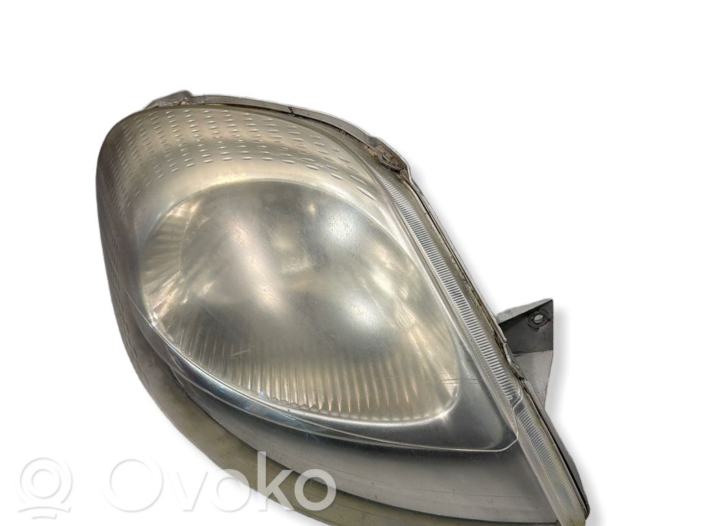 Opel Vivaro Headlight/headlamp 