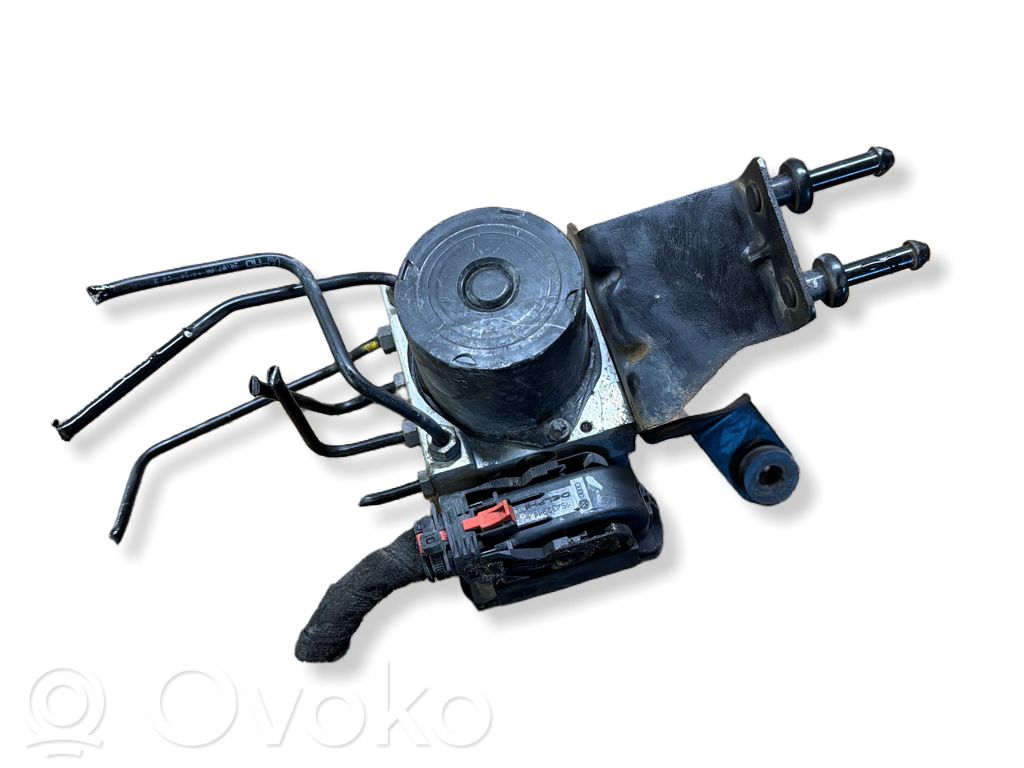Volkswagen Polo IV 9N3 ABS-pumppu 