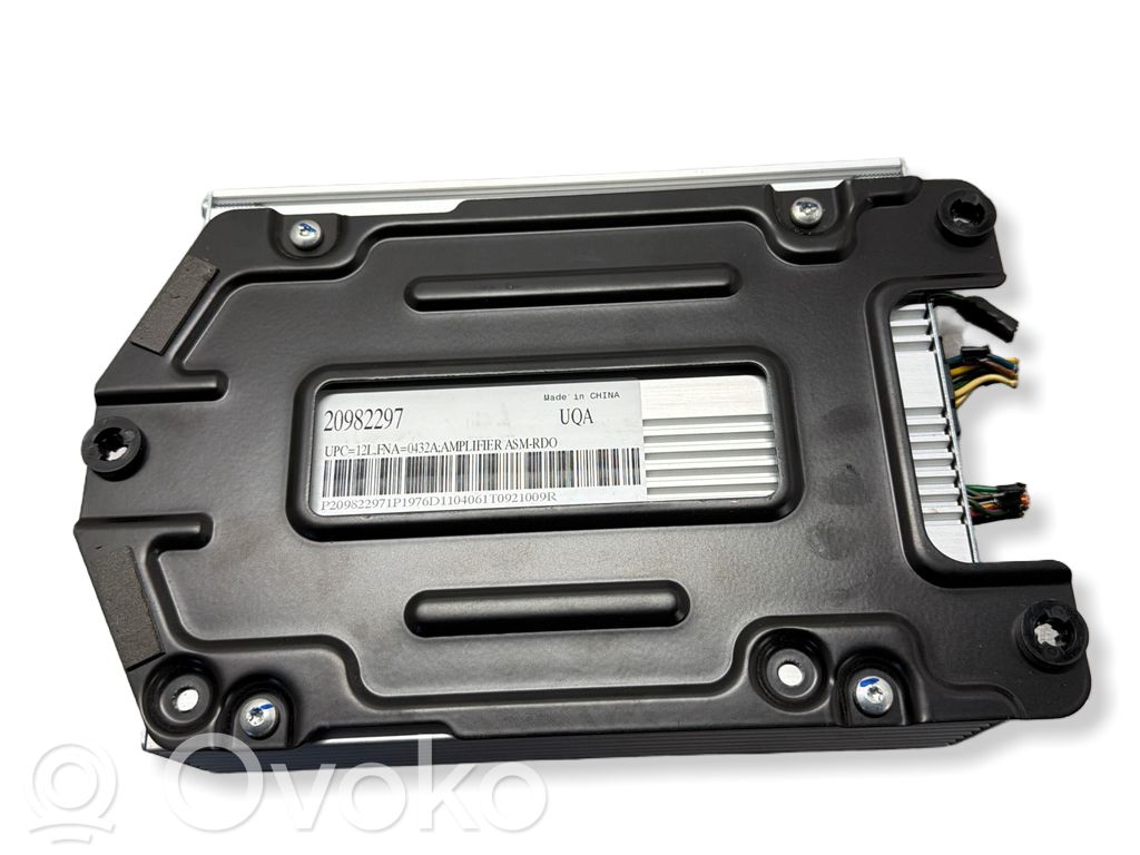 Opel Insignia A Wzmacniacz audio 