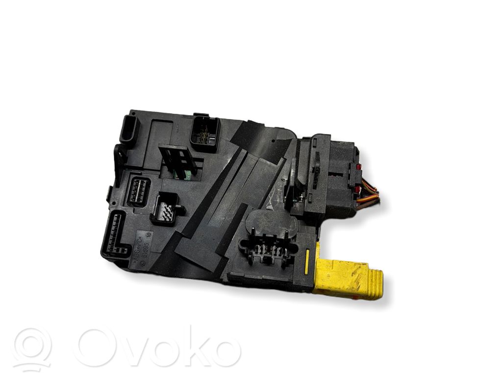 Volkswagen Golf V Steering angle sensor 