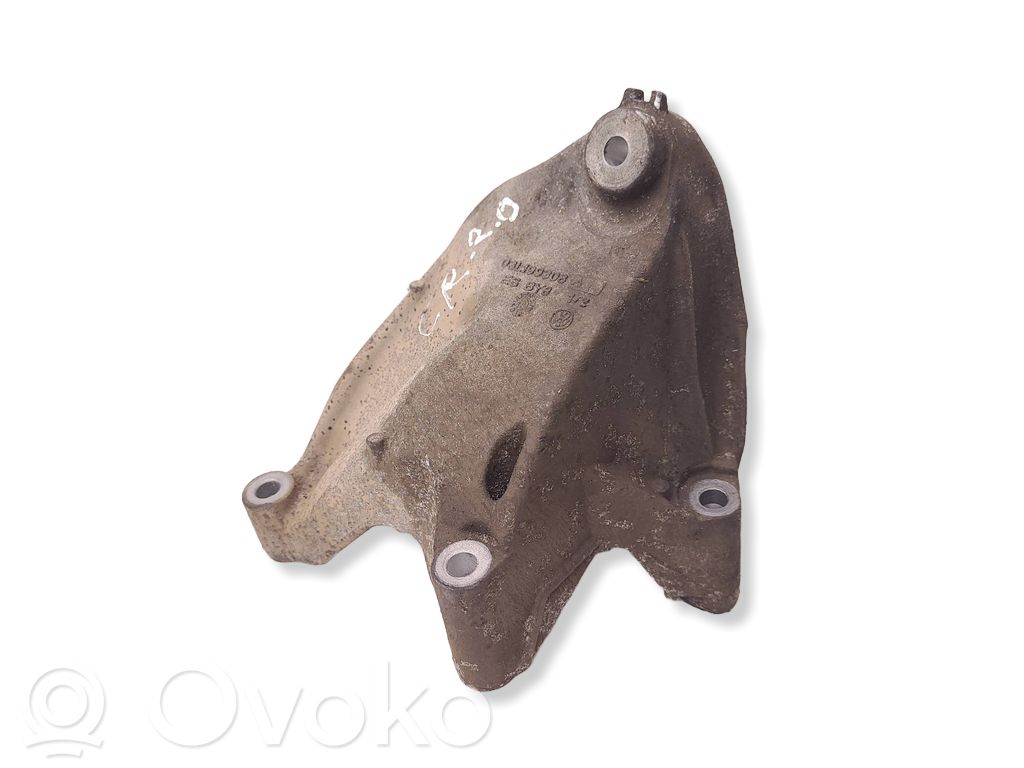Volkswagen Crafter Engine mounting bracket 
