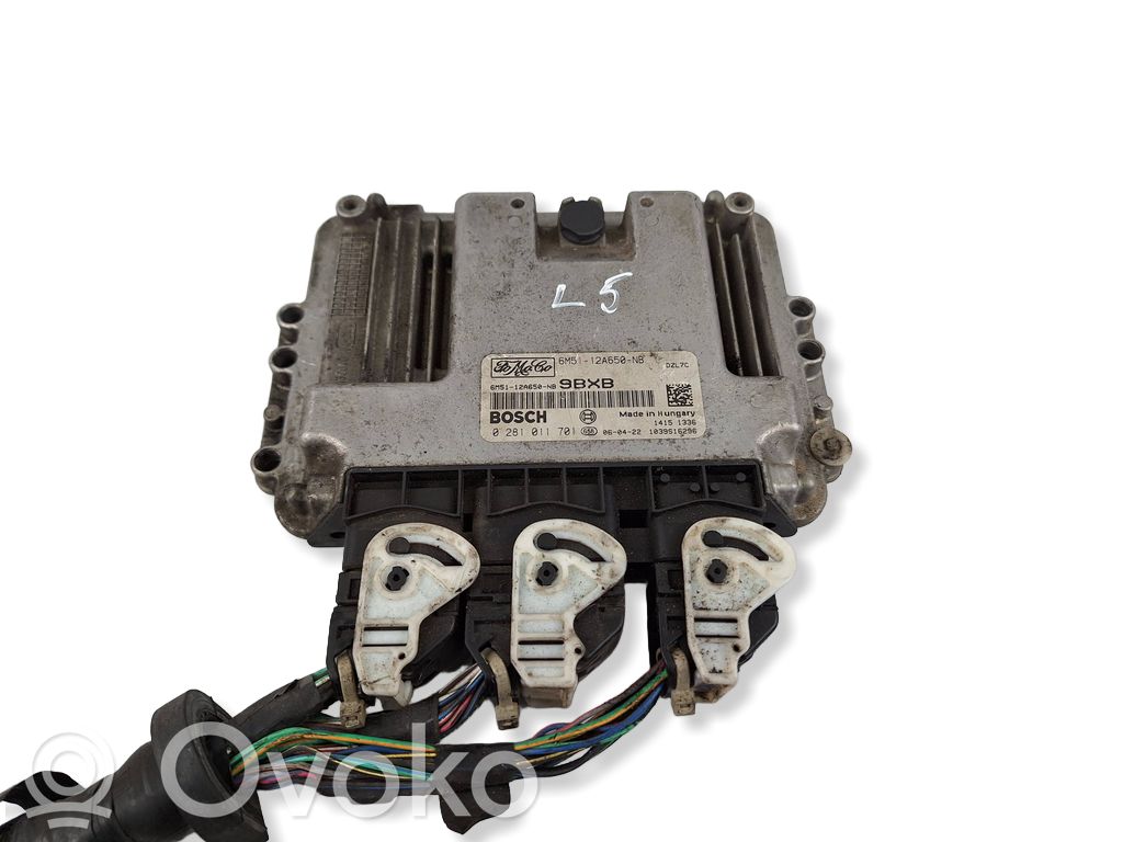 Ford C-MAX I Engine control unit/module 