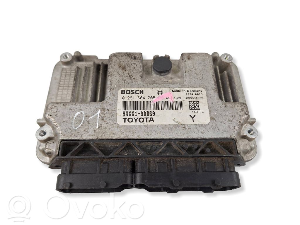 Toyota Yaris Engine control unit/module 