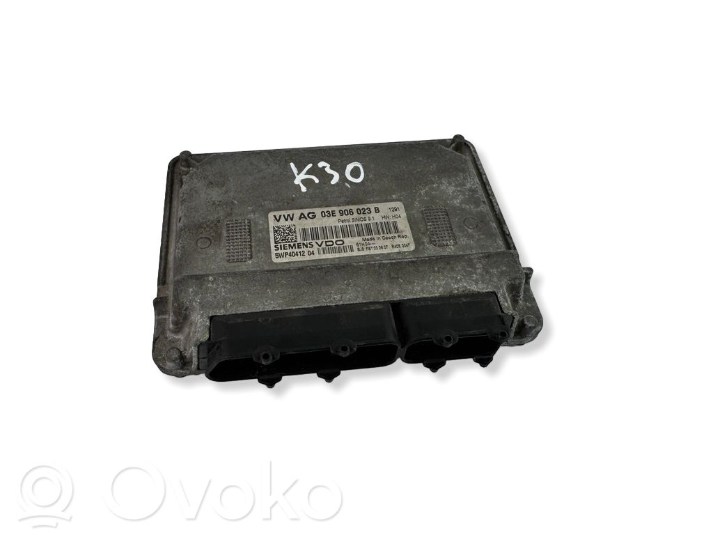 Skoda Fabia Mk2 (5J) Engine control unit/module 