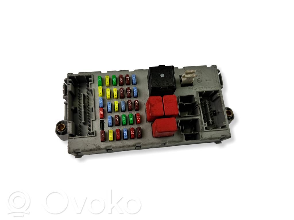 Alfa Romeo 159 Fuse module 