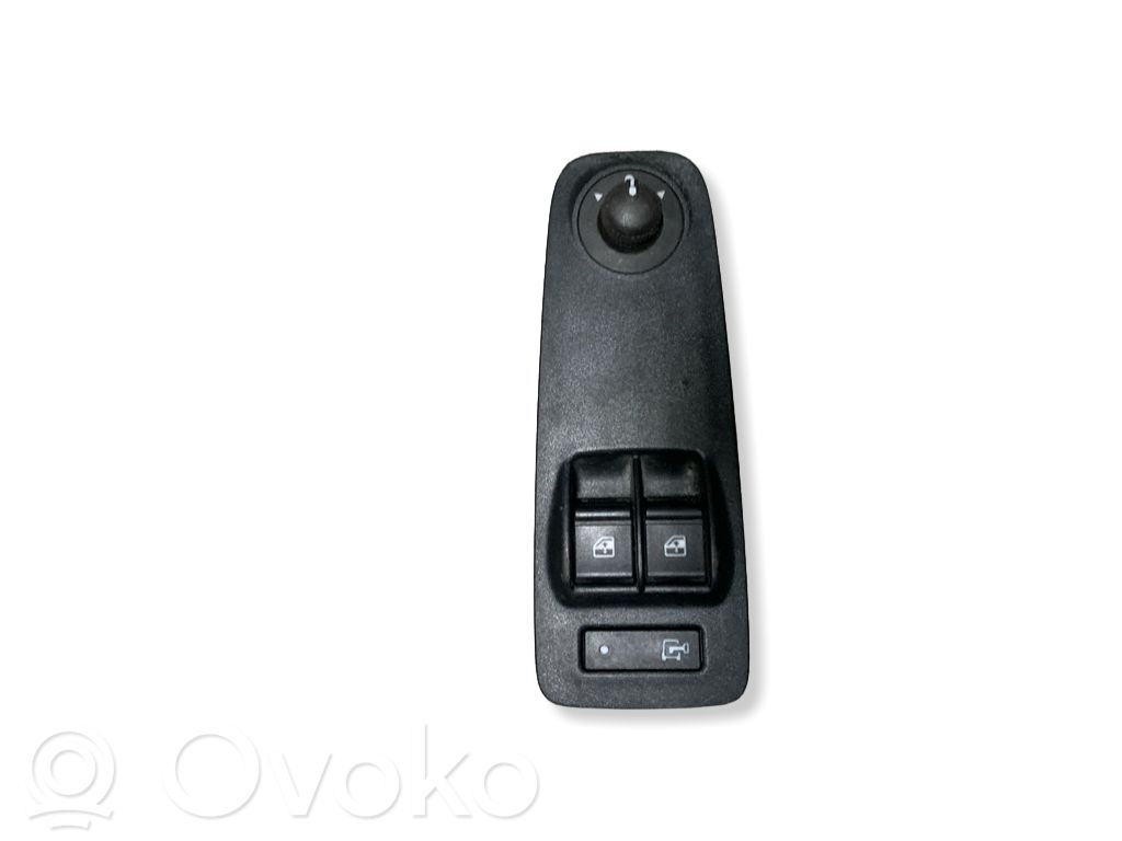 Electric window control switch   07356915110,30171287