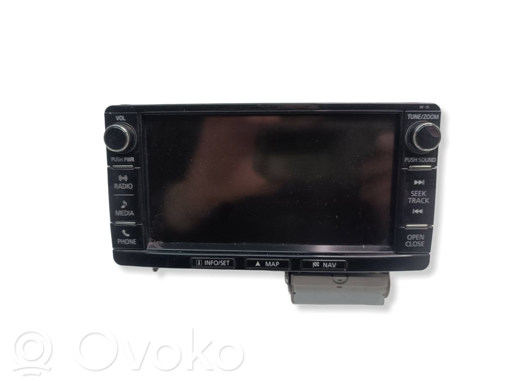 Mitsubishi Outlander Radio/CD/DVD/GPS head unit 