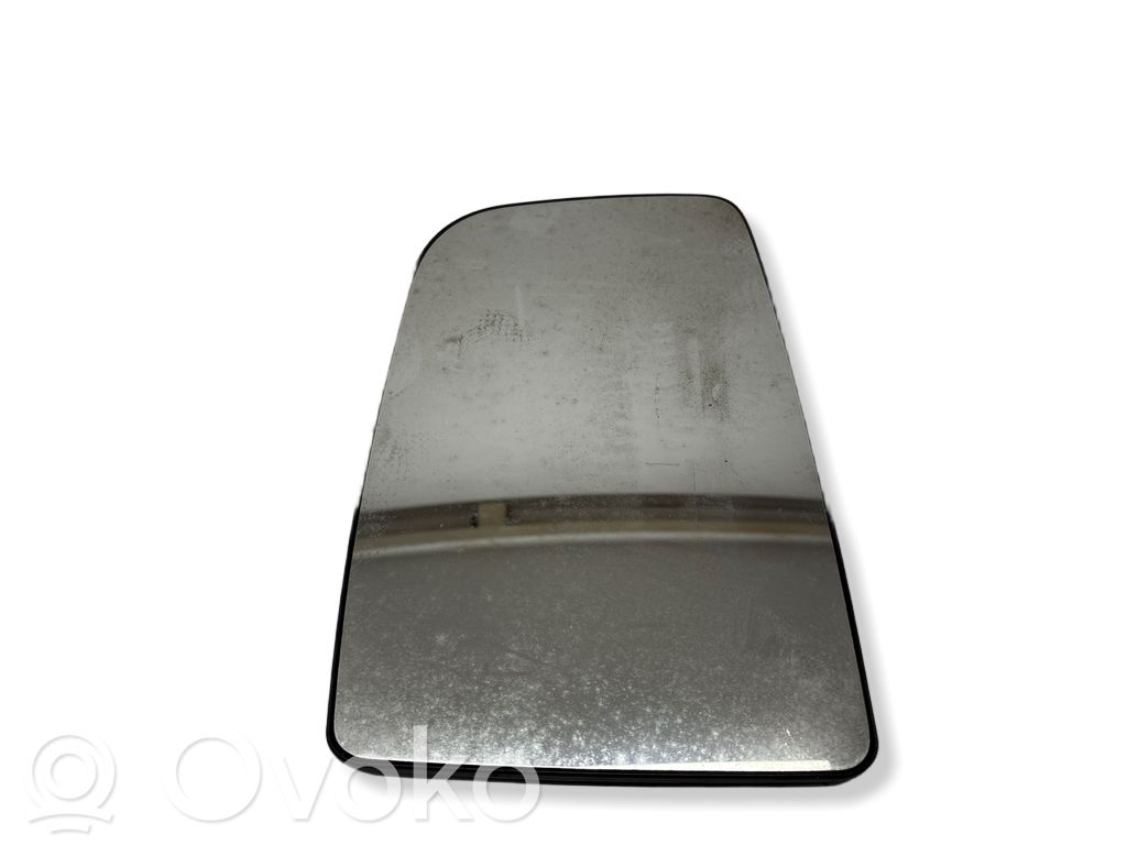 Element lusterka bocznego drzwi przednich   A0028115233