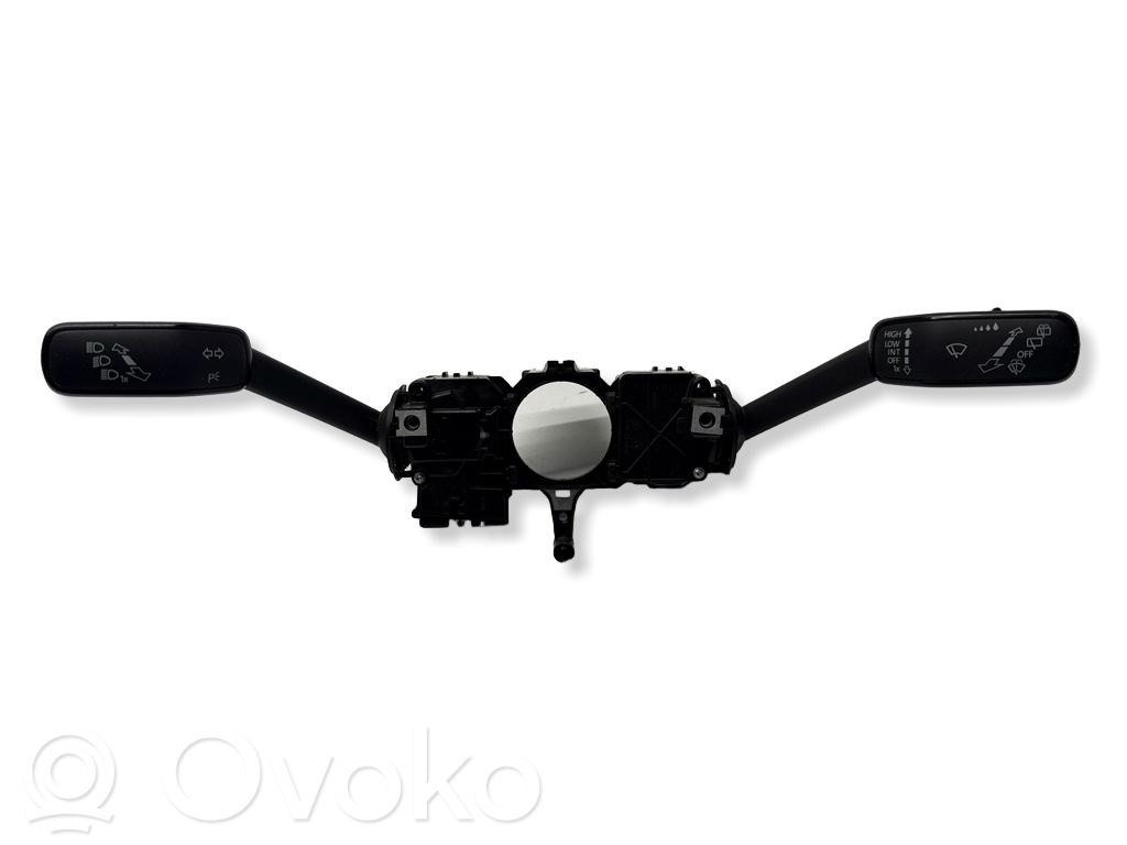 Volkswagen Polo VI Interruptor/palanca de limpiador de luz de giro 