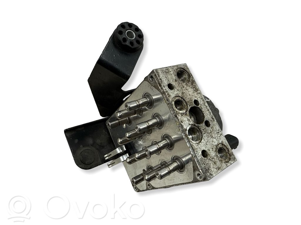 BMW 5 E39 ABS Pump 