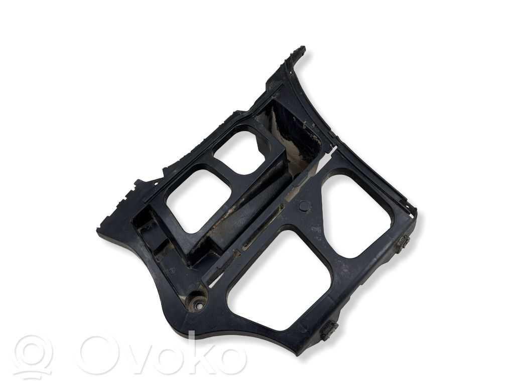 Rear bumper mounting bracket   7127716