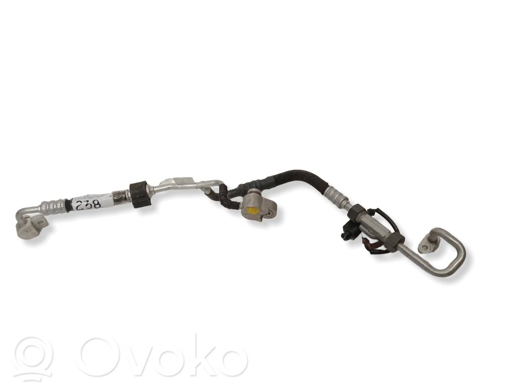 Wąż / Przewód klimatyzacji A/C   80B816720L