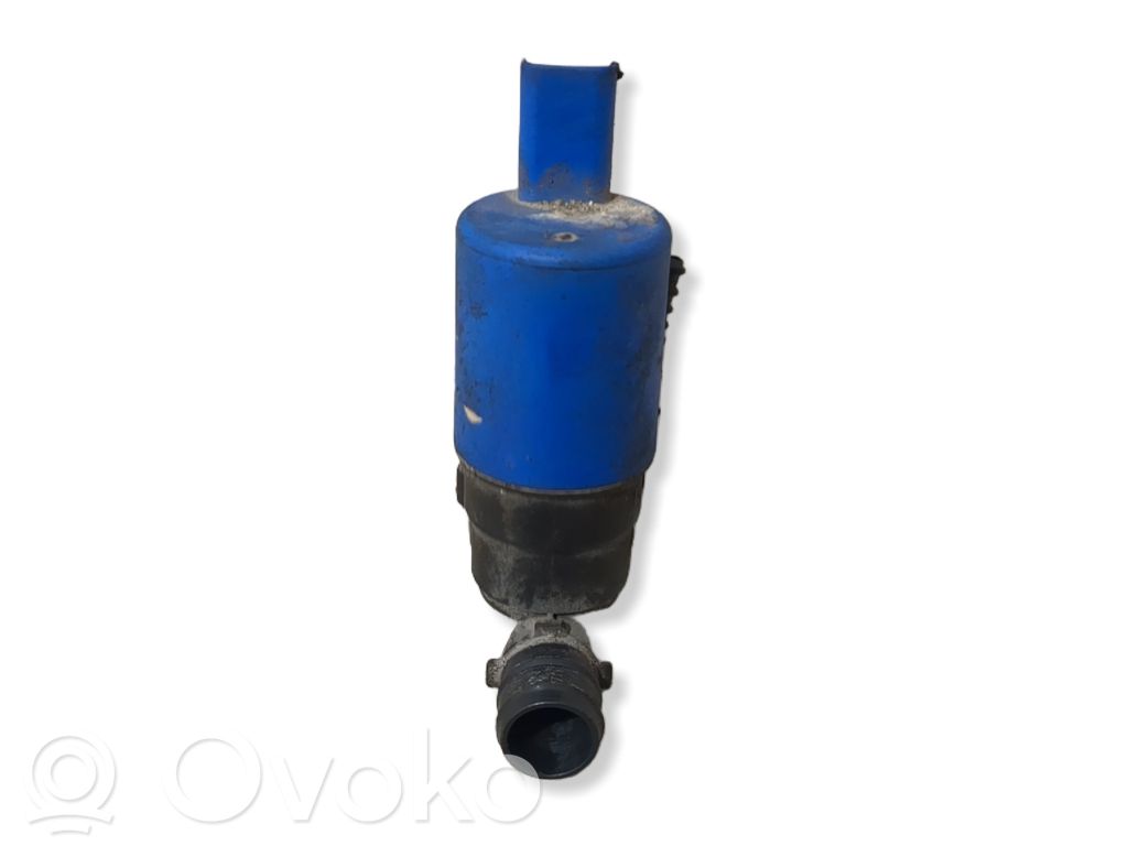 Citroen C4 II Windscreen/windshield washer pump 