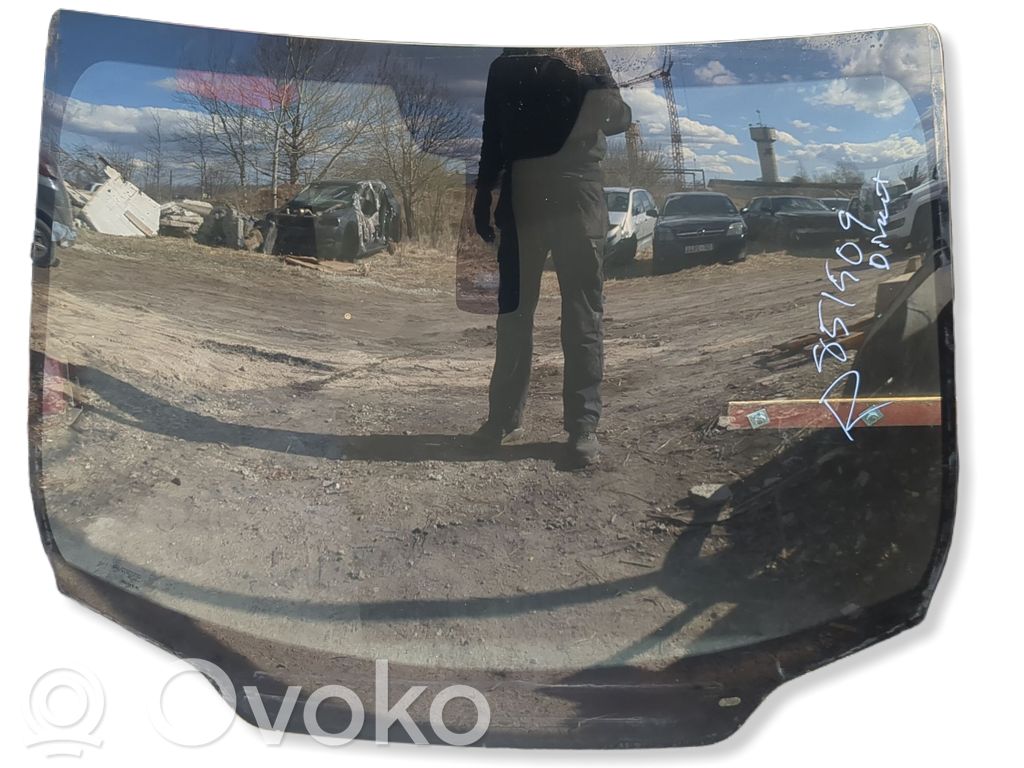 Citroen C4 II Front windscreen/windshield window 
