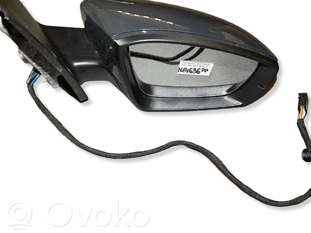 Volkswagen Polo V 6R Front door electric wing mirror 