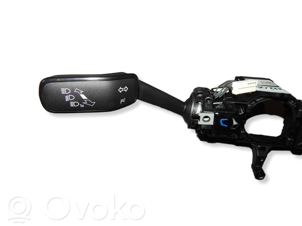 Volkswagen PASSAT B8 Interruptor/palanca de limpiador de luz de giro 