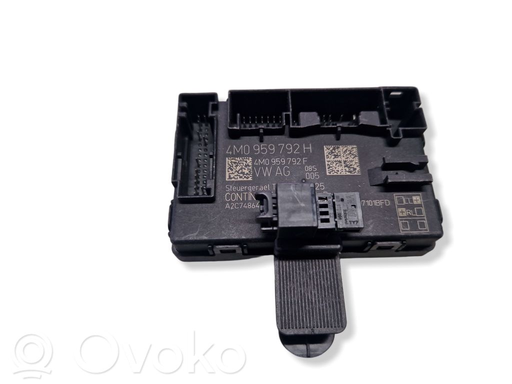 Audi A4 S4 B9 8W Unitate/modul comandă uși 