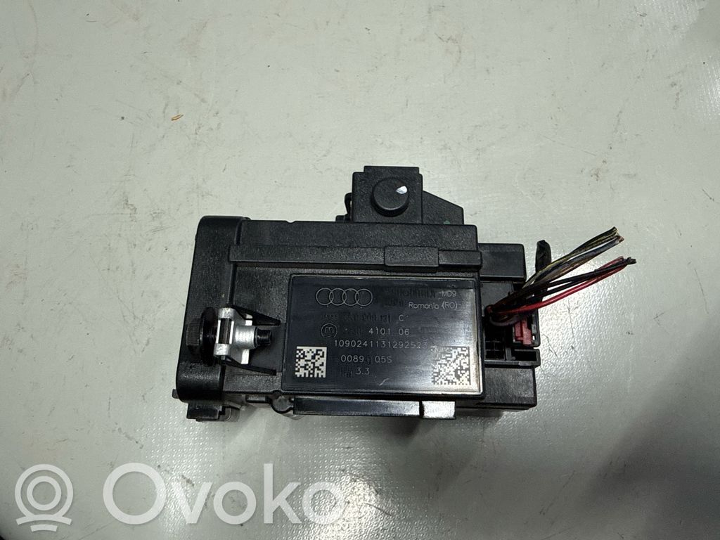 Audi A4 S4 B8 8K Virtalukko 