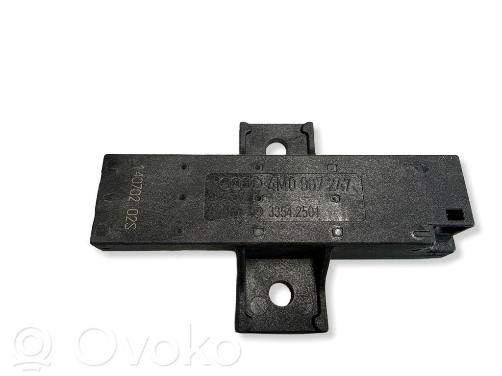 Audi A4 S4 B9 8W Unitate/modul de control fără cheie (KESSY) 