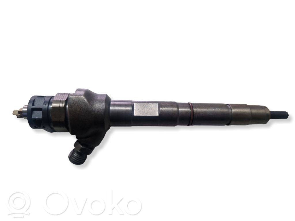 Inyector de combustible   04L130277E