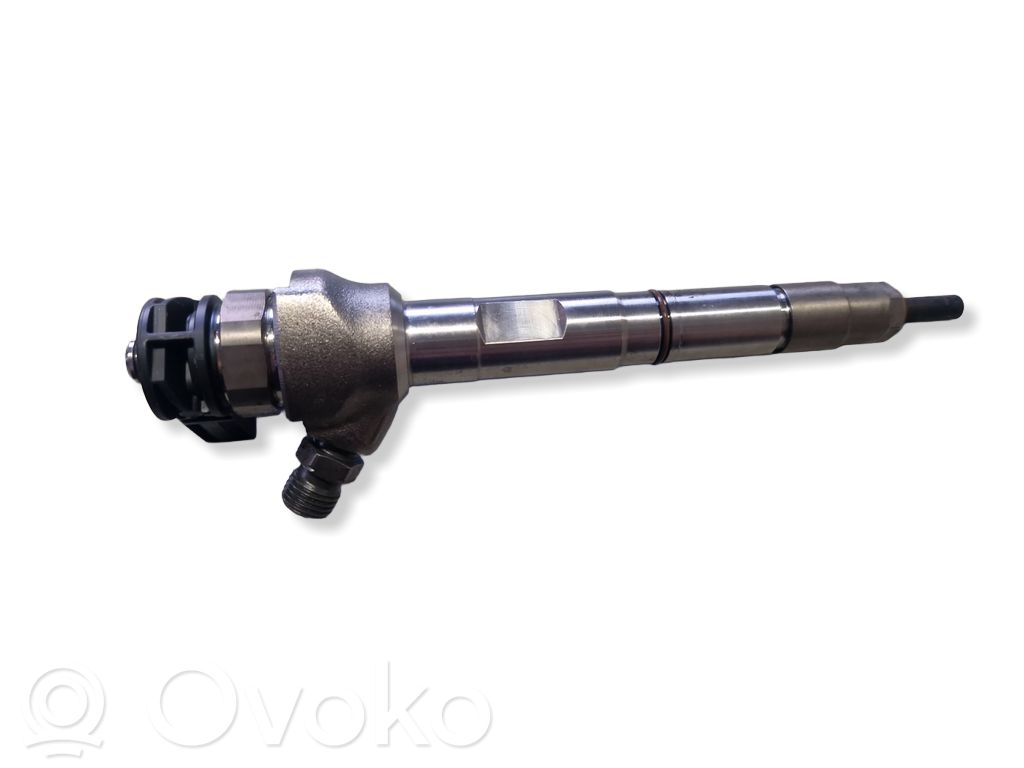 Wtryskiwacz paliwa   05L130277E